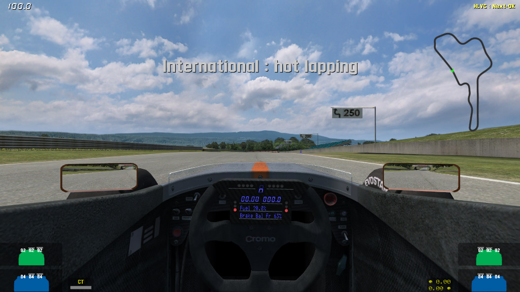 www.lfs.net/page_images/pics/hotlap_tyre_warmers.jpg